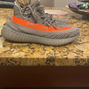 Size 6 boys brand new Yeezy Boost SPLY-350 adidas sneakers